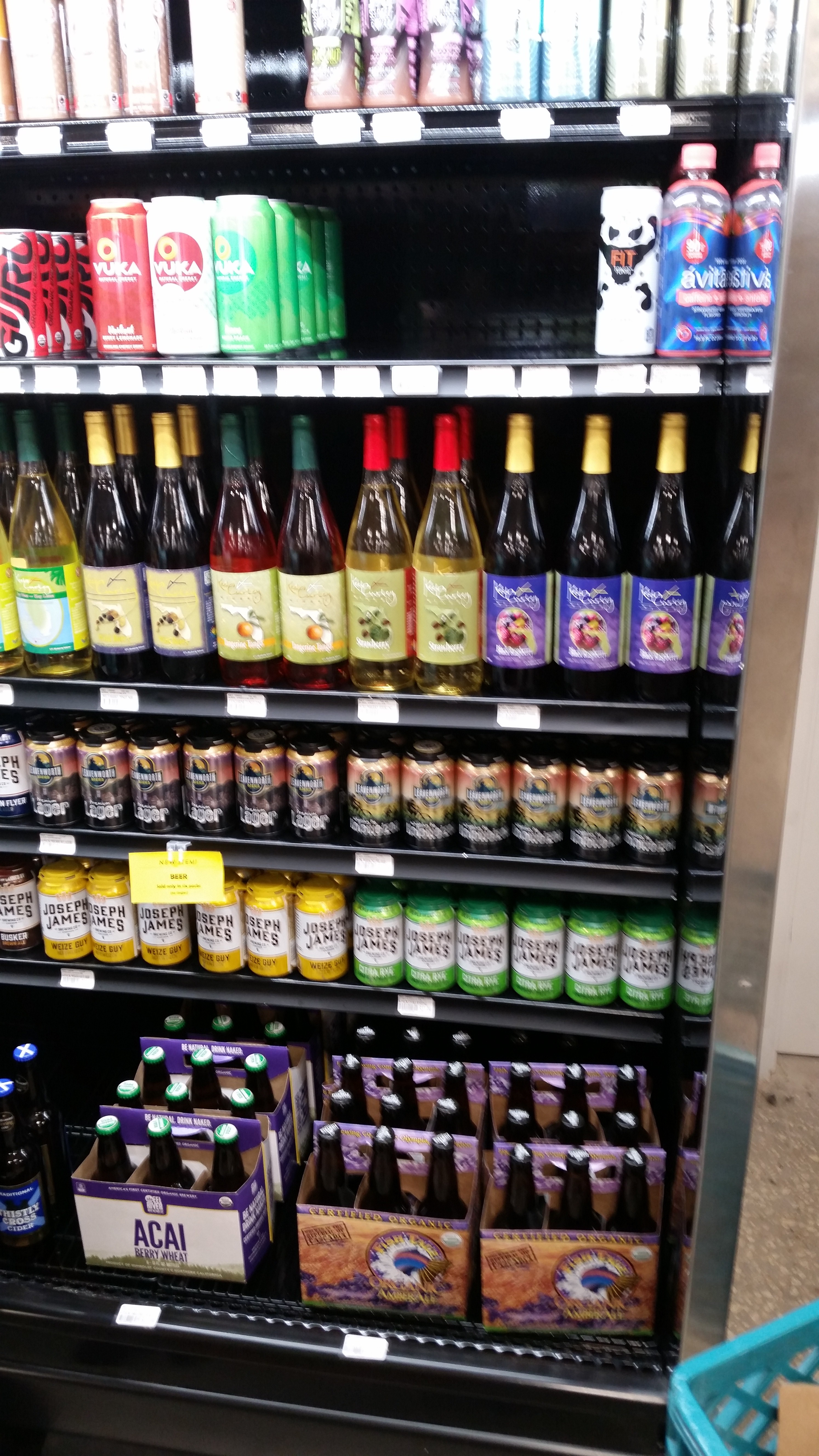 Chamberlain's has a well-stocked selection of gluten-free and sulfite-free beer and wine. 